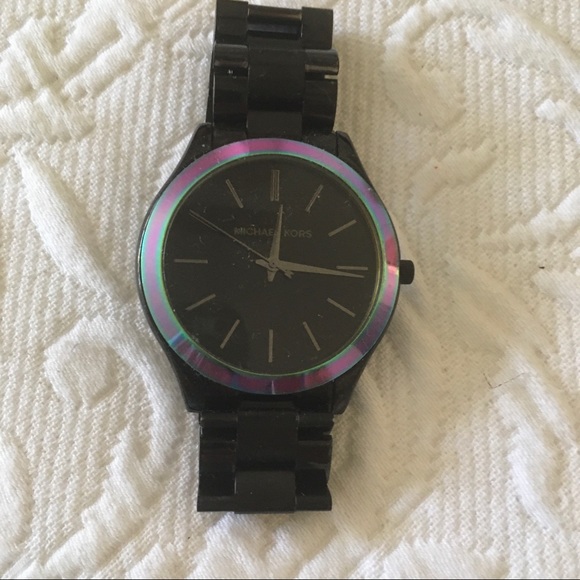 Michael Kors - Picture 1 of 2